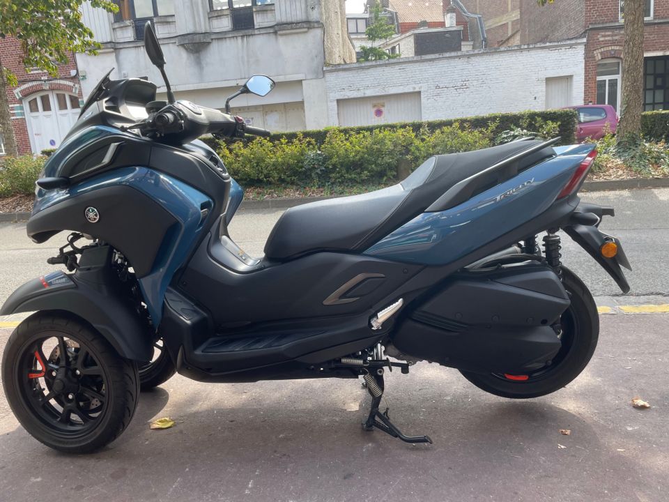 YAMAHA TRICITY 300 4