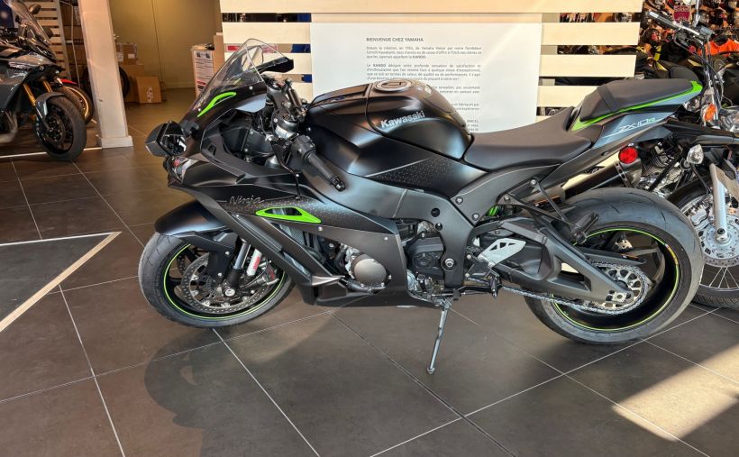 KAWASAKI ZX-10R 3