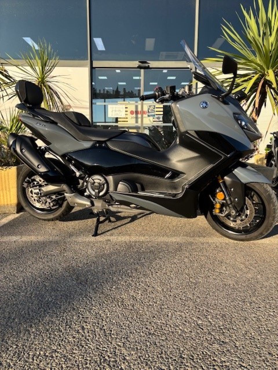 YAMAHA XP T-MAX 560 TECH MAX 1