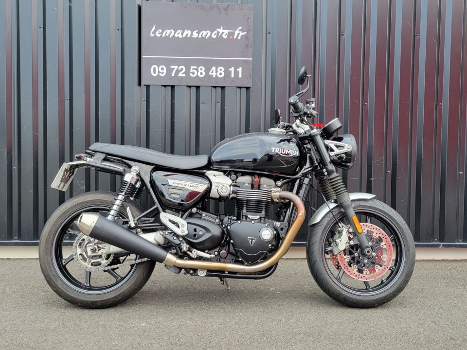 TRIUMPH SPEED TWIN 1200 5