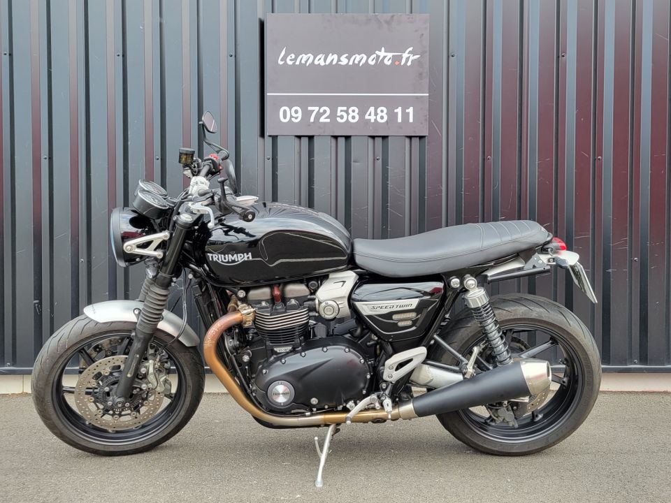 TRIUMPH SPEED TWIN 1200 15