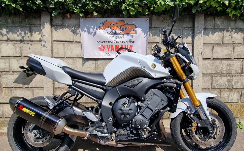 YAMAHA FZ8 0