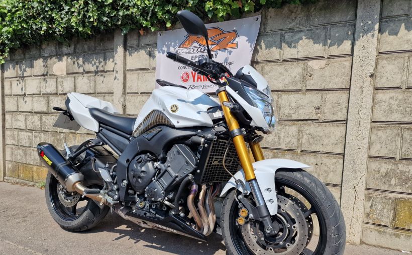 YAMAHA FZ8 1