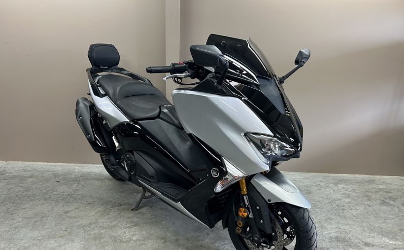 YAMAHA XP T-MAX 530 DX 1