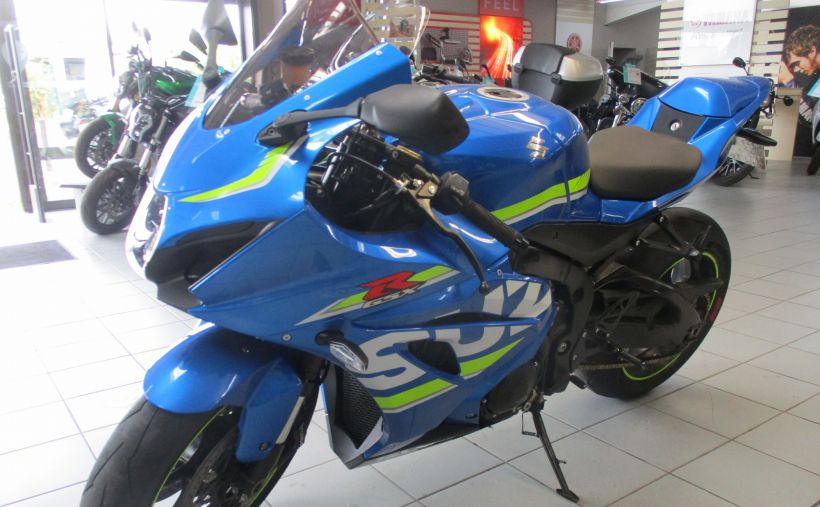 SUZUKI GSX-R 1000 40