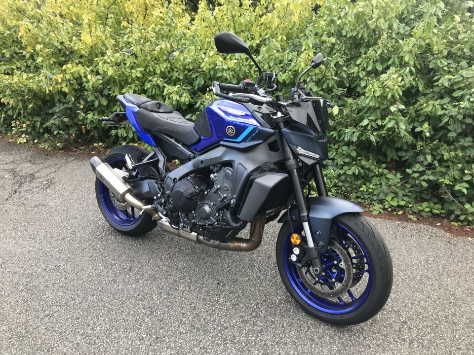YAMAHA MT-09 0