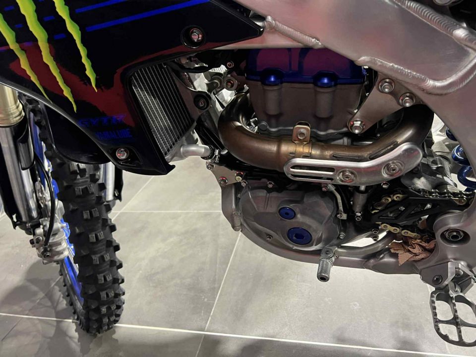YAMAHA YZ450F Monster Energy 25