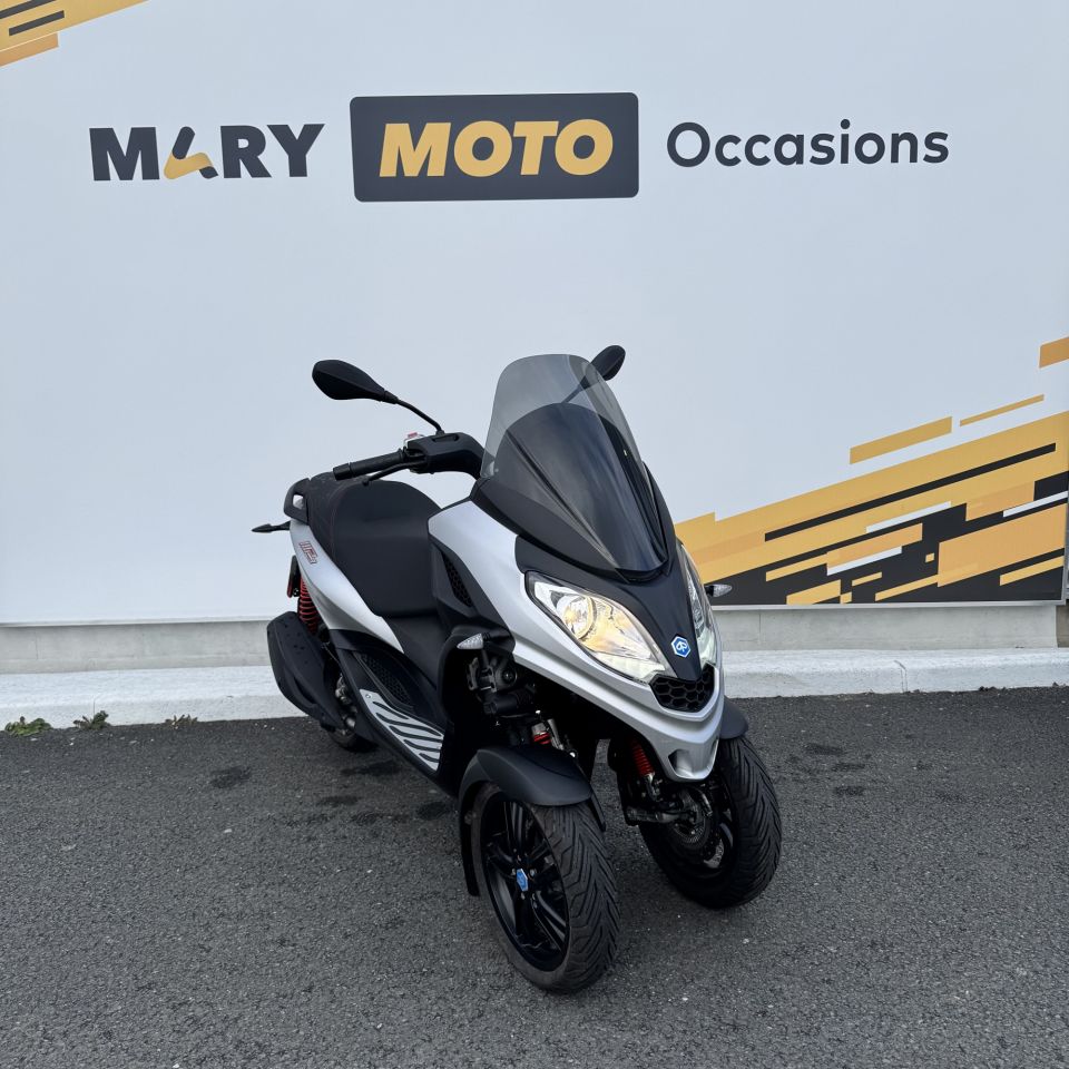 PIAGGIO MP3 300 HPE SPORT ABS ASR 13