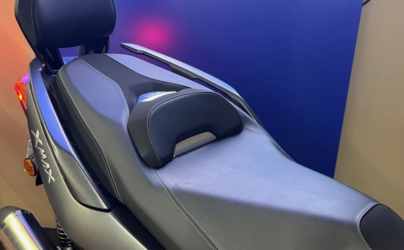 YAMAHA X-MAX 125 8