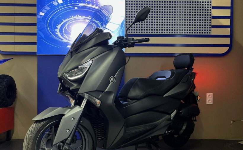 YAMAHA X-MAX 125 1