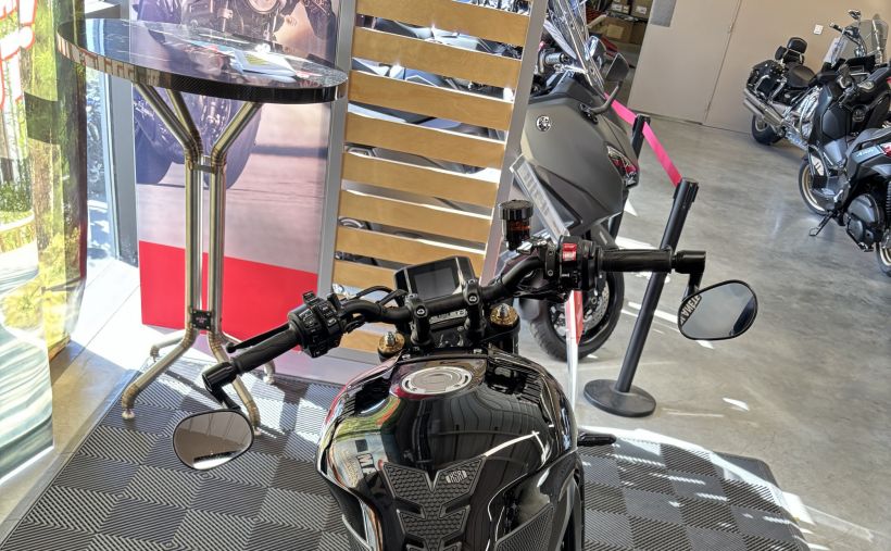 YAMAHA XSR 900 35KW 3