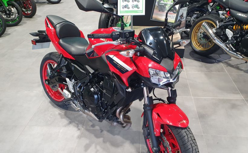 KAWASAKI Z 650 (47.5CV) 2