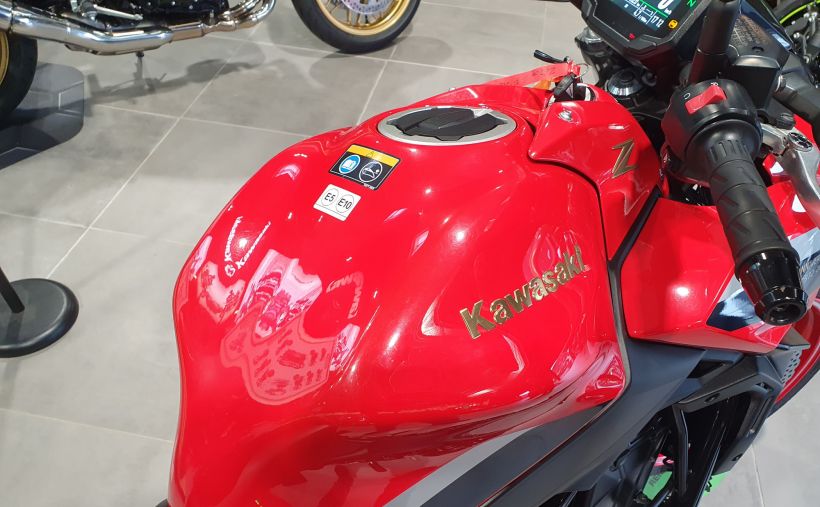 KAWASAKI Z 650 (47.5CV) 3