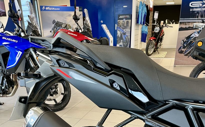 SUZUKI V-STROM 800DE 10