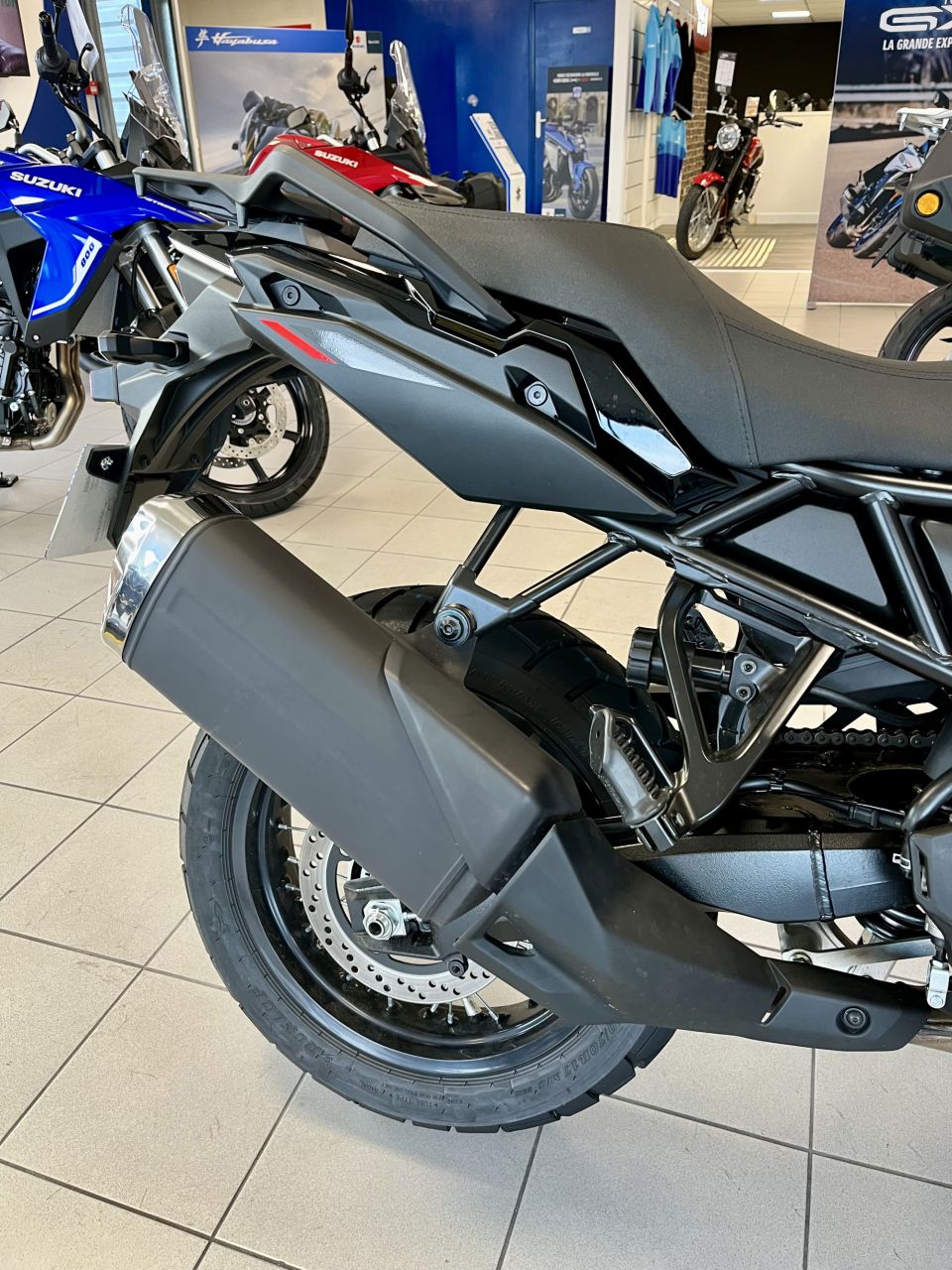 SUZUKI V-STROM 800DE 10