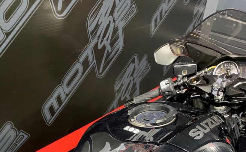 SUZUKI HAYABUSA 1340 4