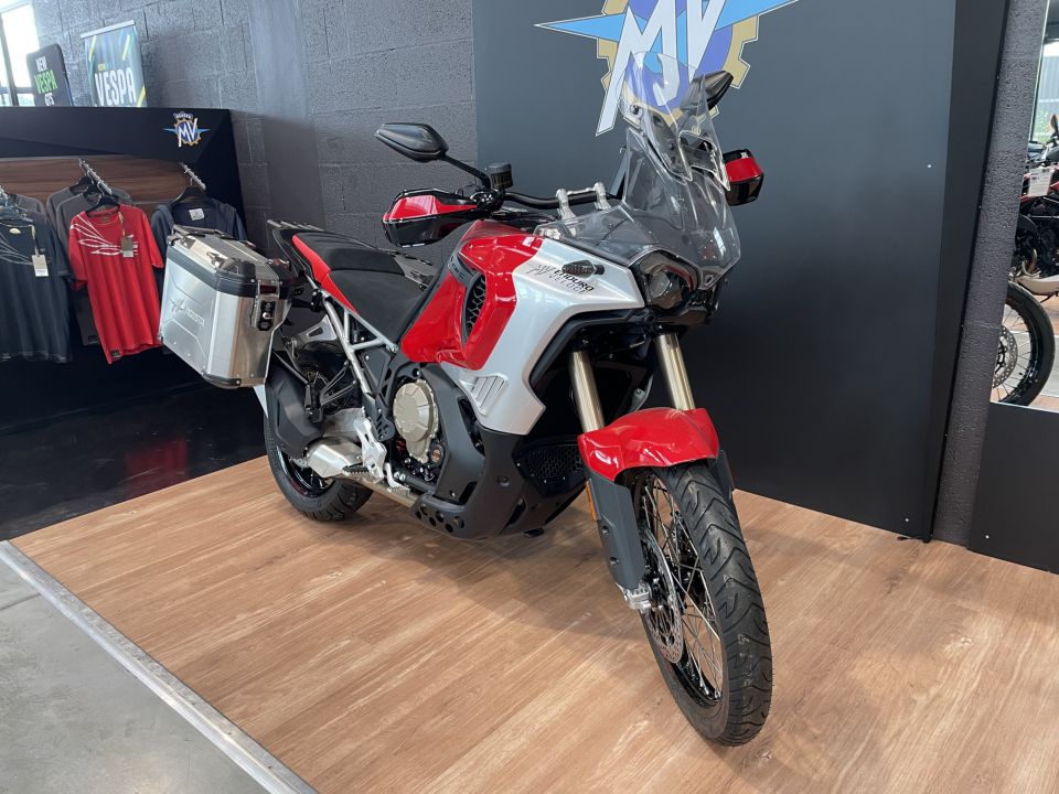 MV AGUSTA ENDURO VELOCE 12