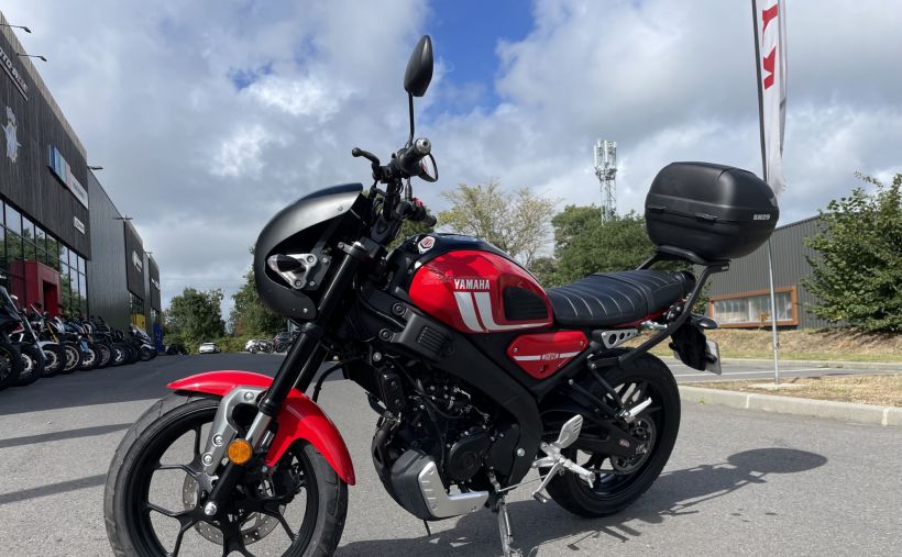 YAMAHA XSR 125 24