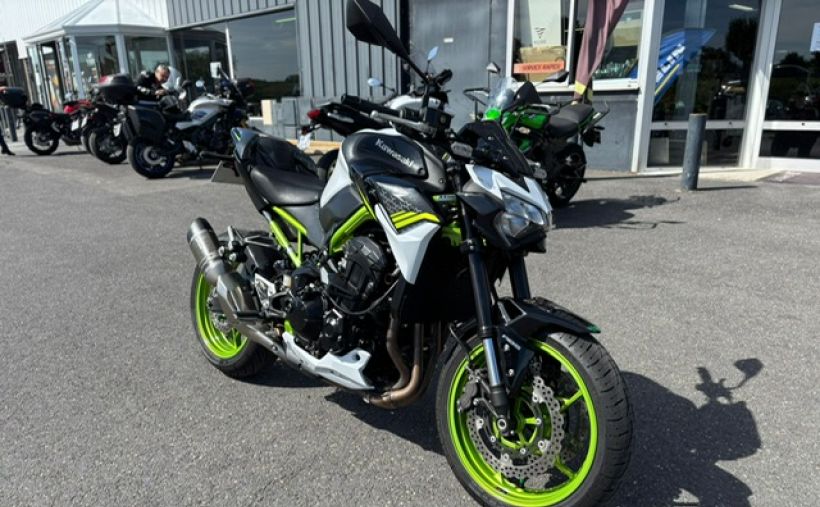 KAWASAKI Z 900 15