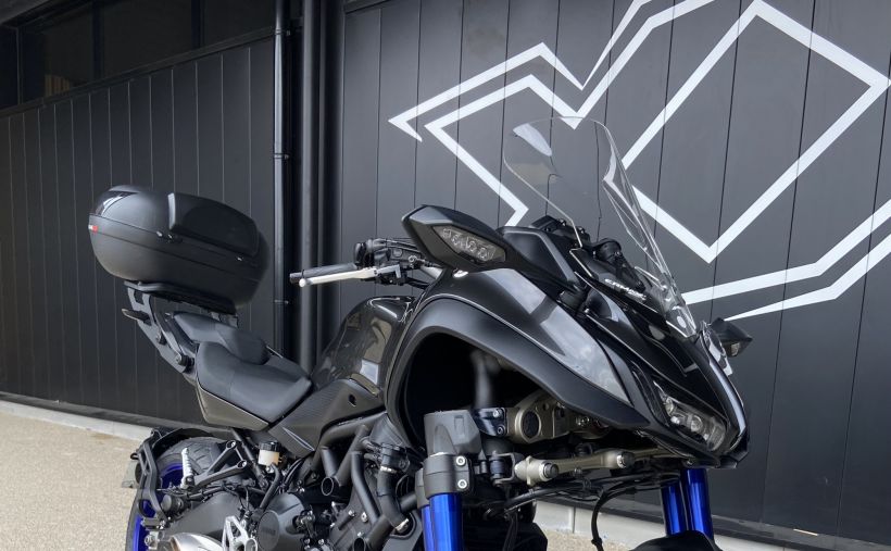 YAMAHA niken 850 1