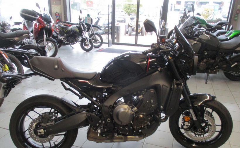 YAMAHA XSR 900 20
