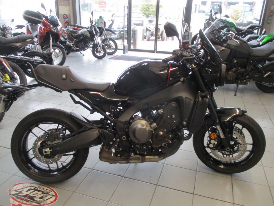 YAMAHA XSR 900 20