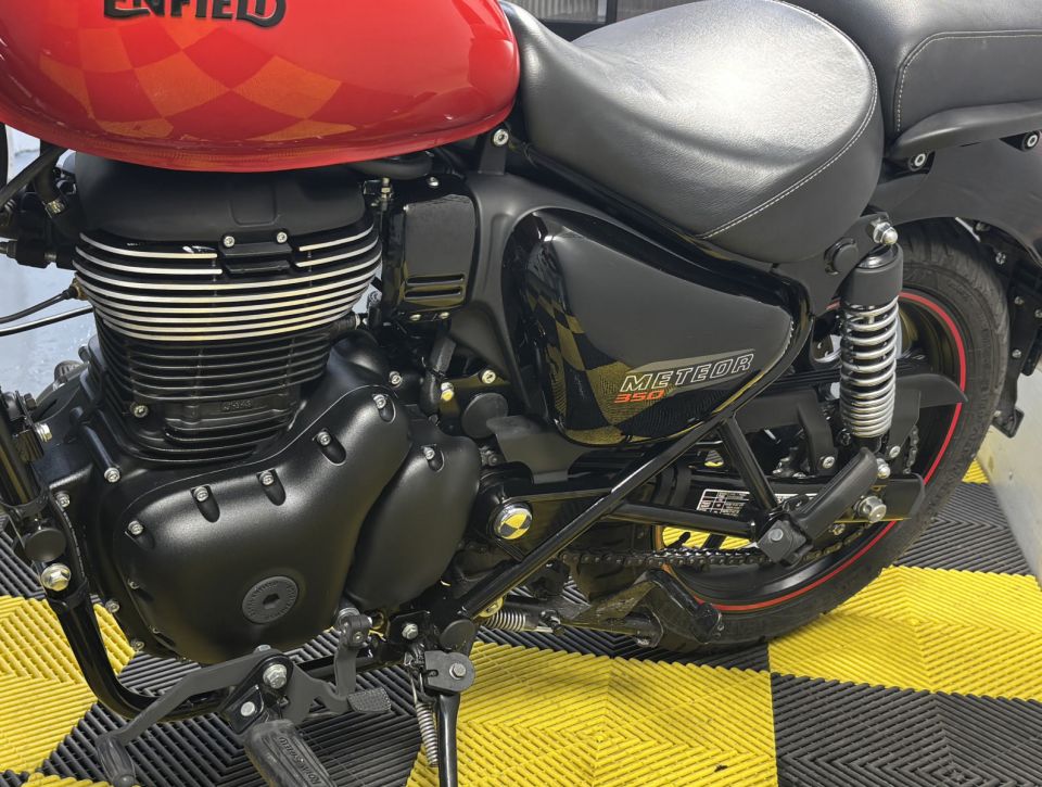 ROYAL ENFIELD METEOR 350 18