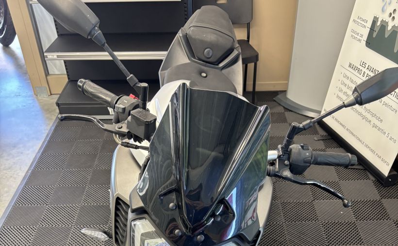 YAMAHA MT-125 3