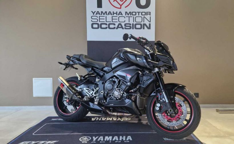 YAMAHA MT-10 0