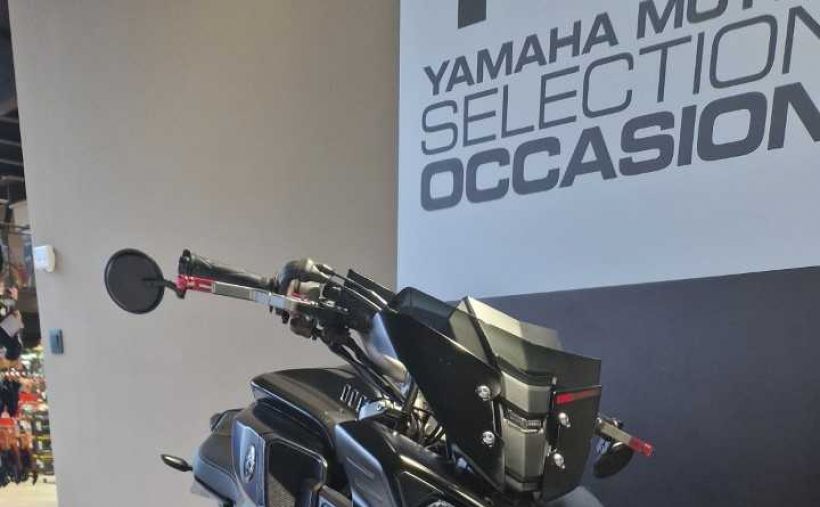 YAMAHA MT-10 2