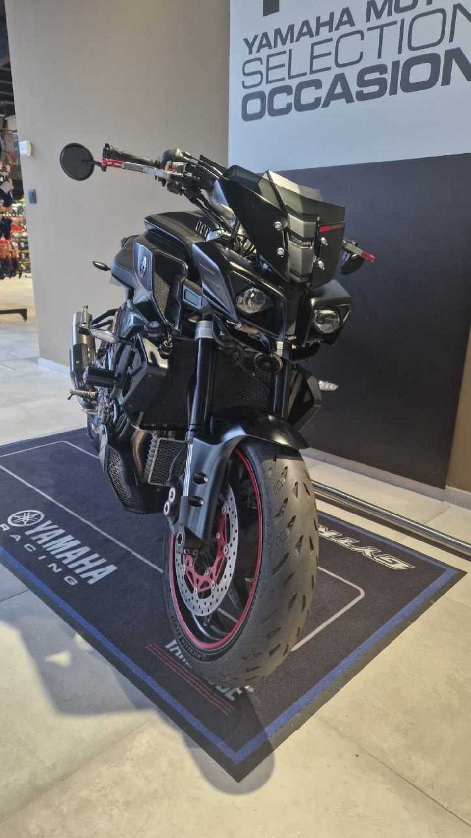 YAMAHA MT-10 2