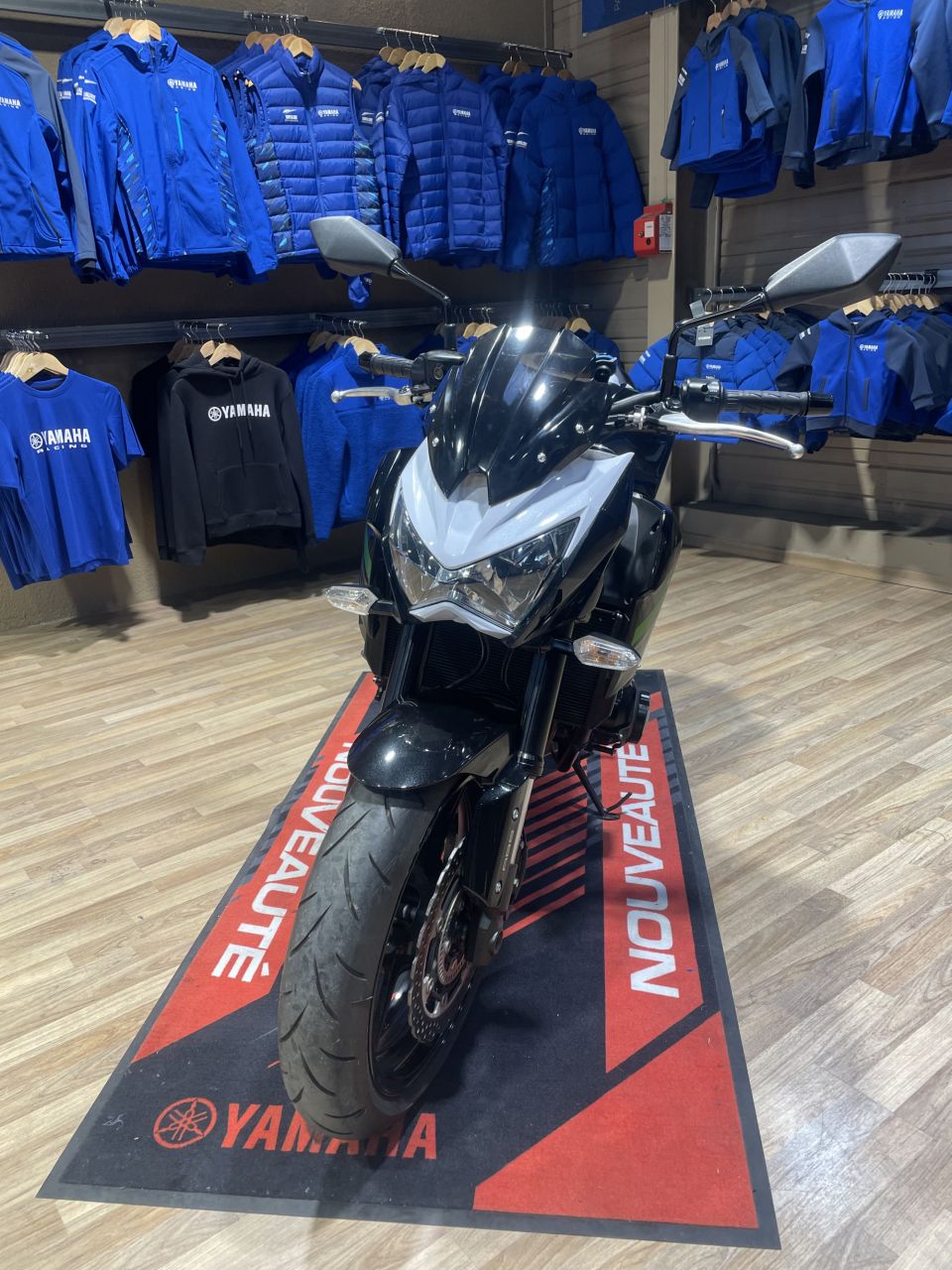 KAWASAKI Z 800 E (47CV) 1