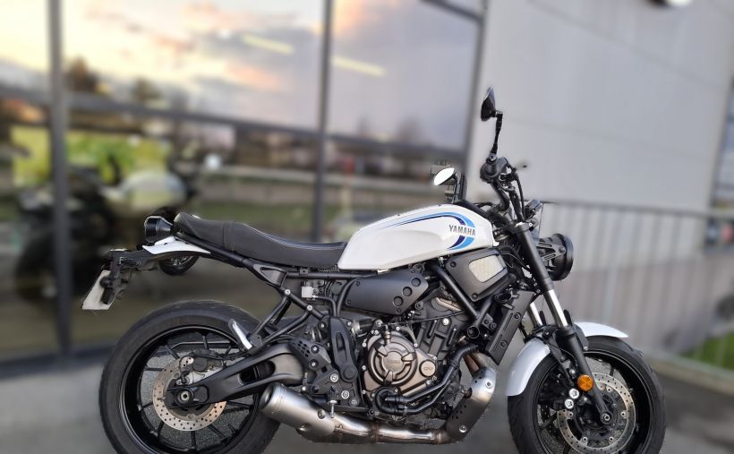 YAMAHA XSR 700 3