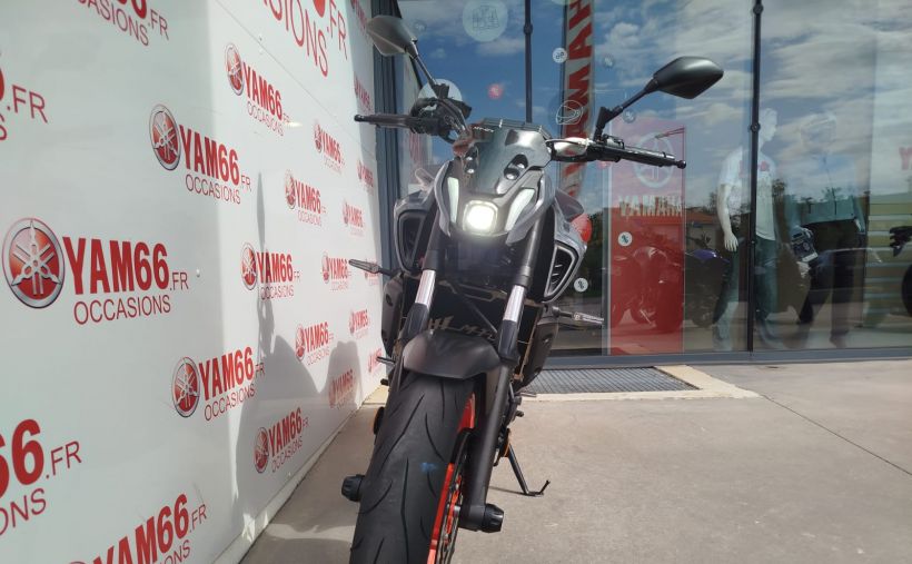 YAMAHA MT-07 (47.5CV) 4