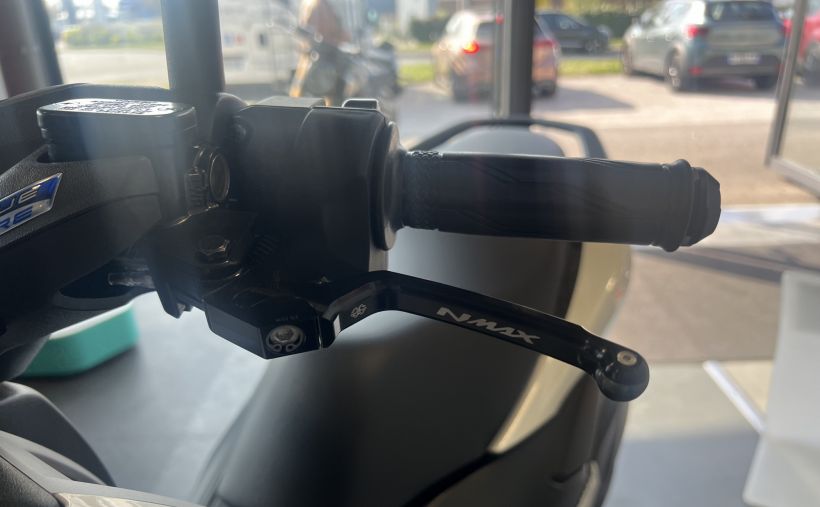 YAMAHA NMAX 125 6