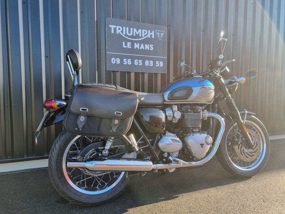 TRIUMPH BONNEVILLE T120 10