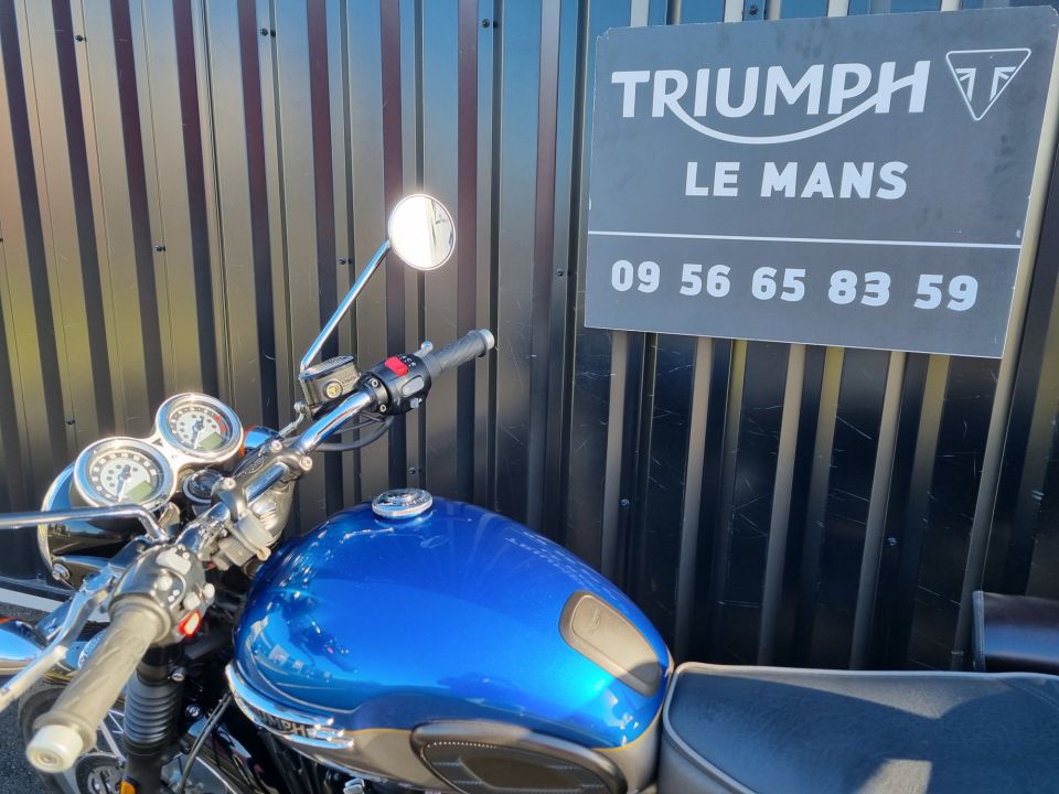 TRIUMPH BONNEVILLE T120 30