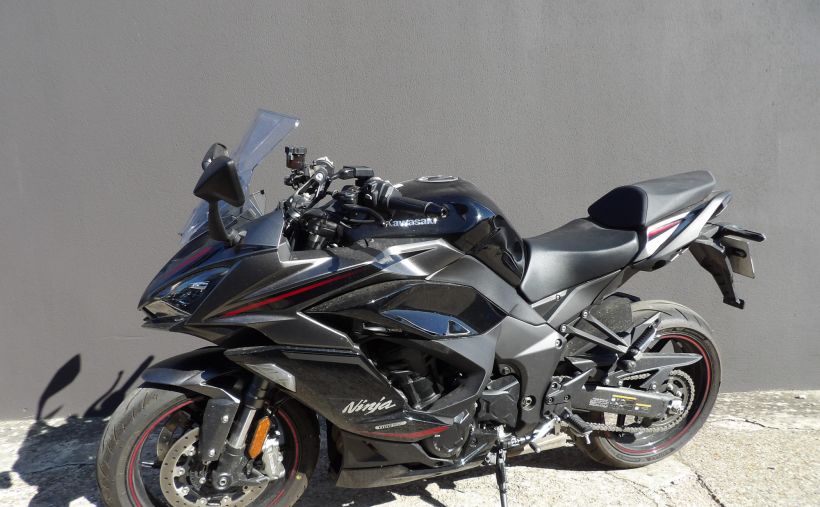 KAWASAKI NINJA 1100 SX SE 4