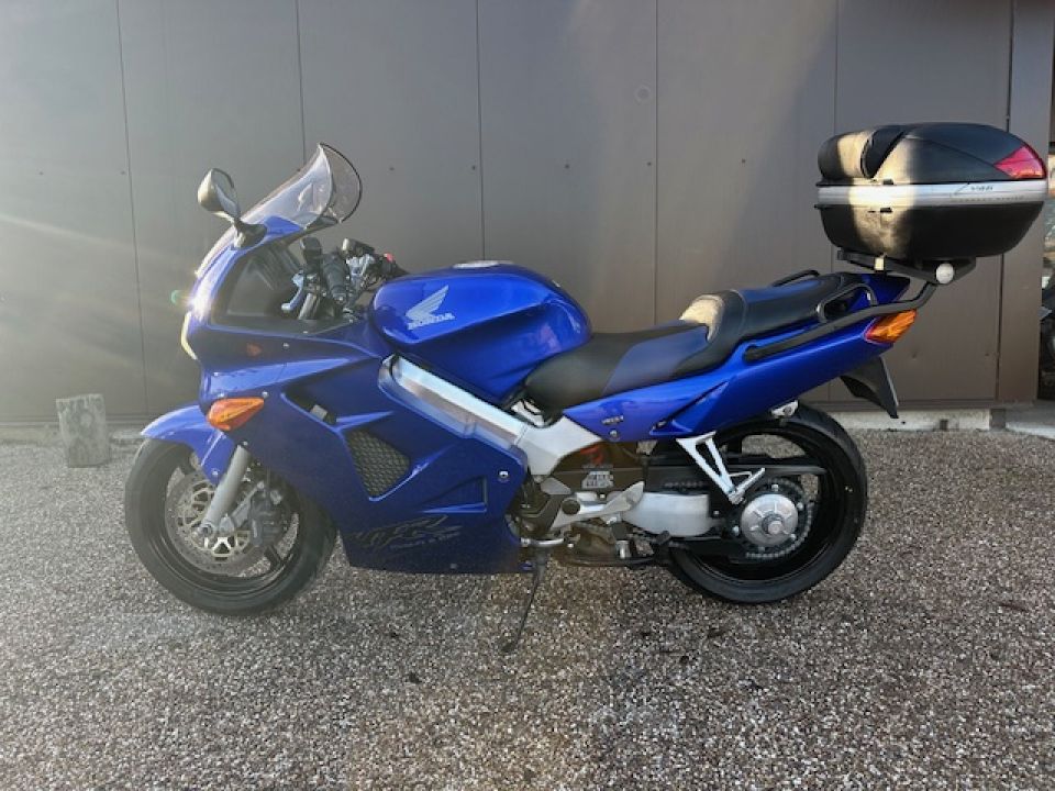 HONDA VFR 800 F 4