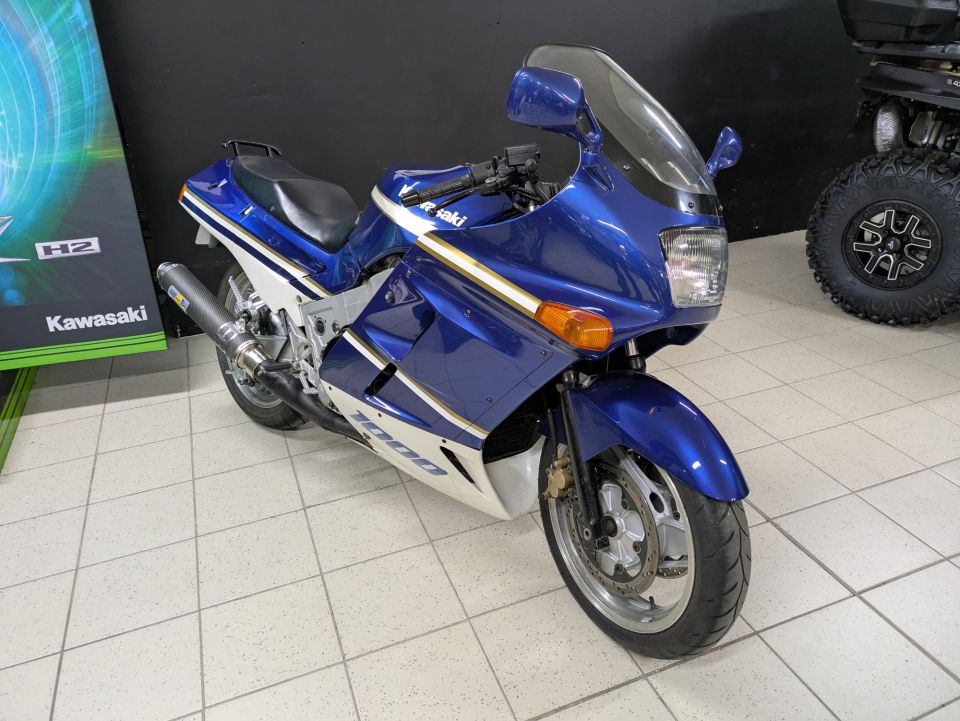 KAWASAKI ZXR 1000 TOMCAT 30