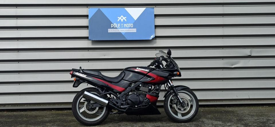 KAWASAKI GPZ 500 S 15