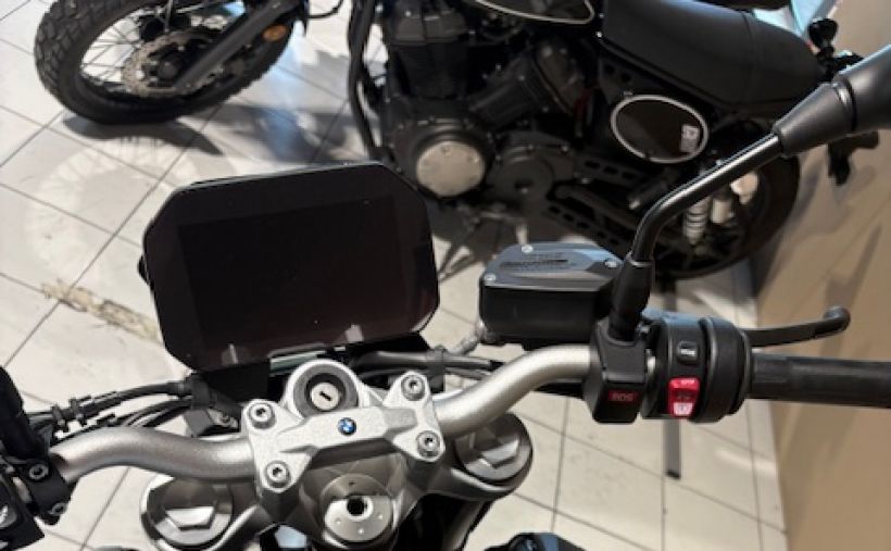 BMW F 900 R 2