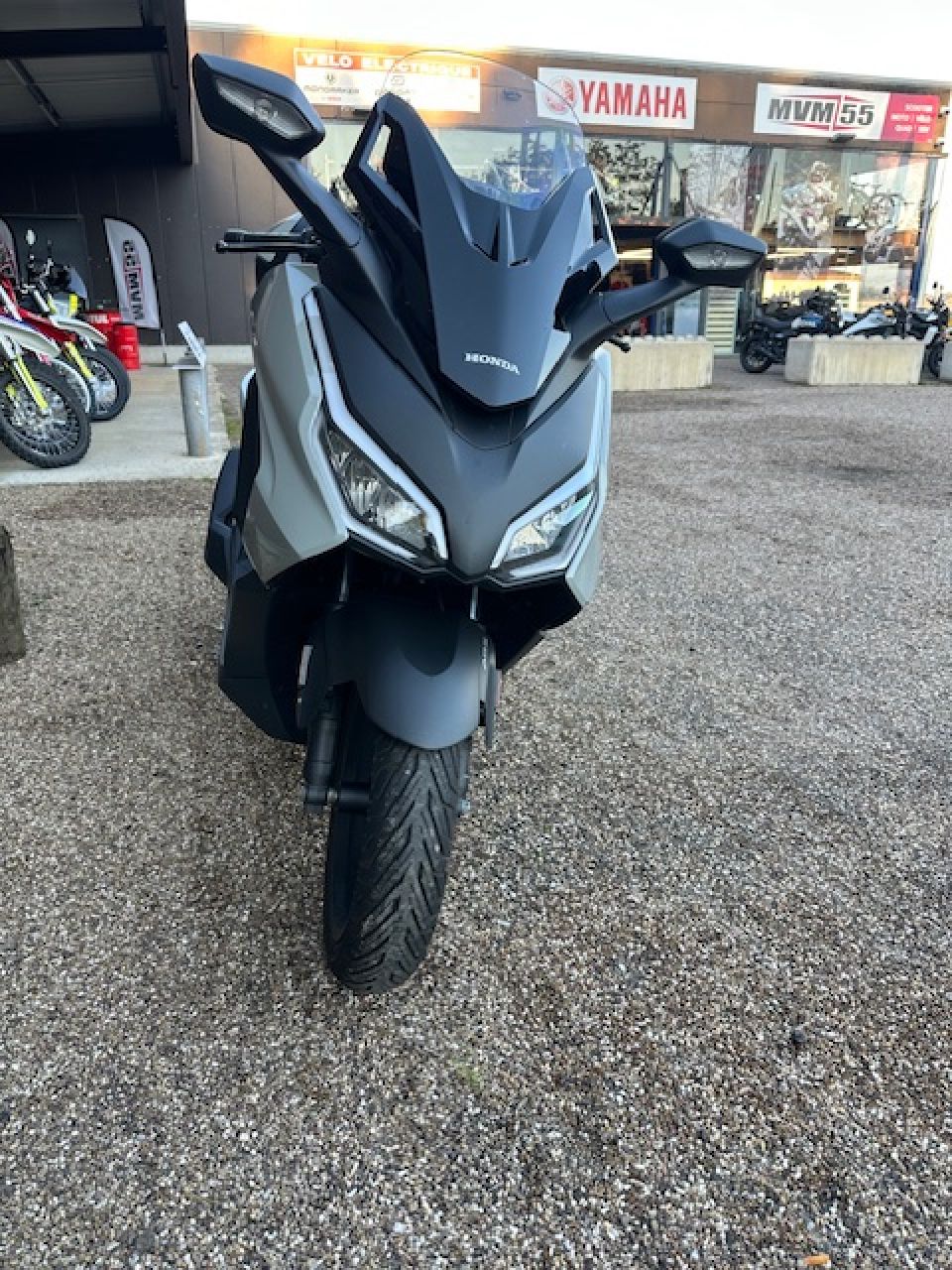 HONDA NSS FORZA  125AD 8