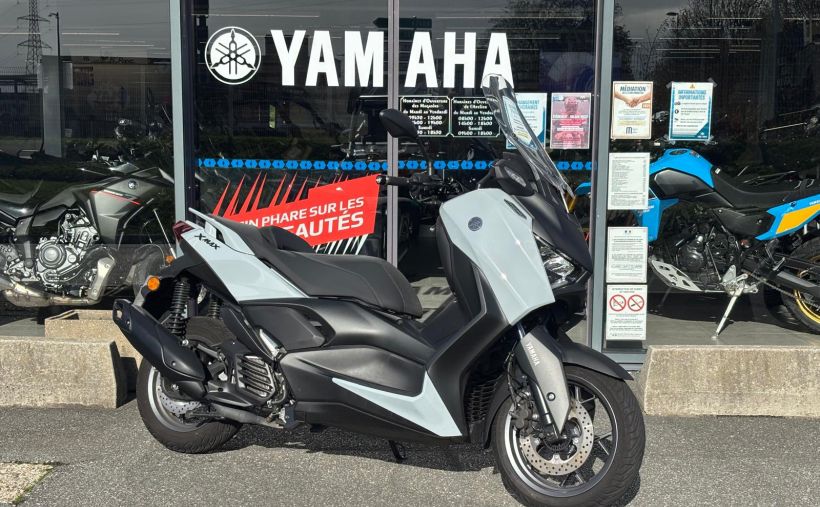 YAMAHA XMAX 125 TECHMAX + 0