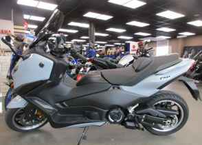 YAMAHA XP T-MAX 560 TECH MAX - 2025