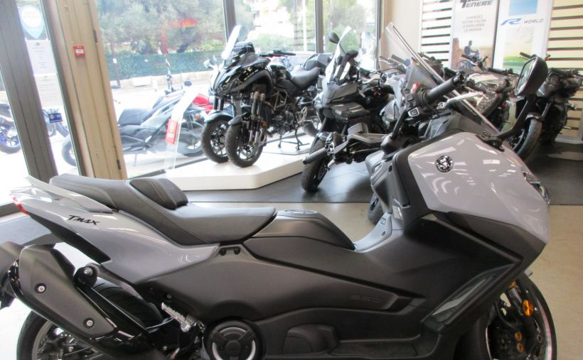 YAMAHA XP T-MAX 560 TECH MAX 2