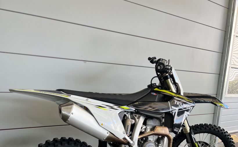 TRIUMPH TF 250-X 2