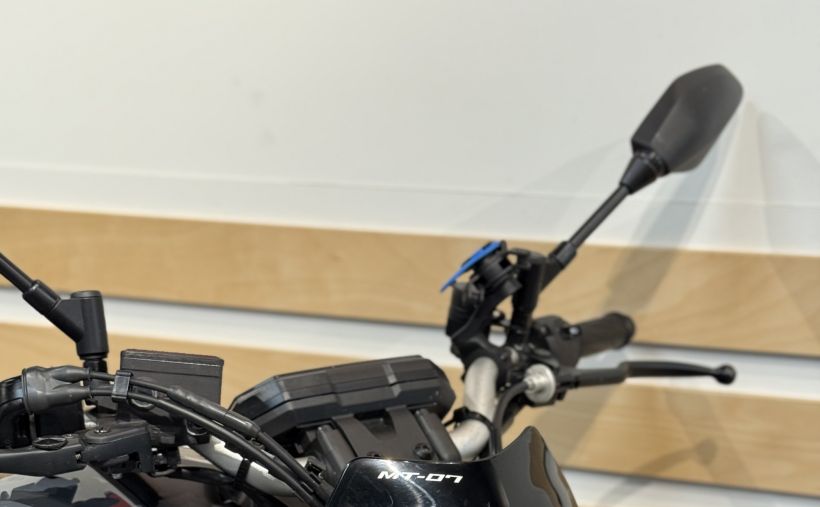 YAMAHA MT-07 3