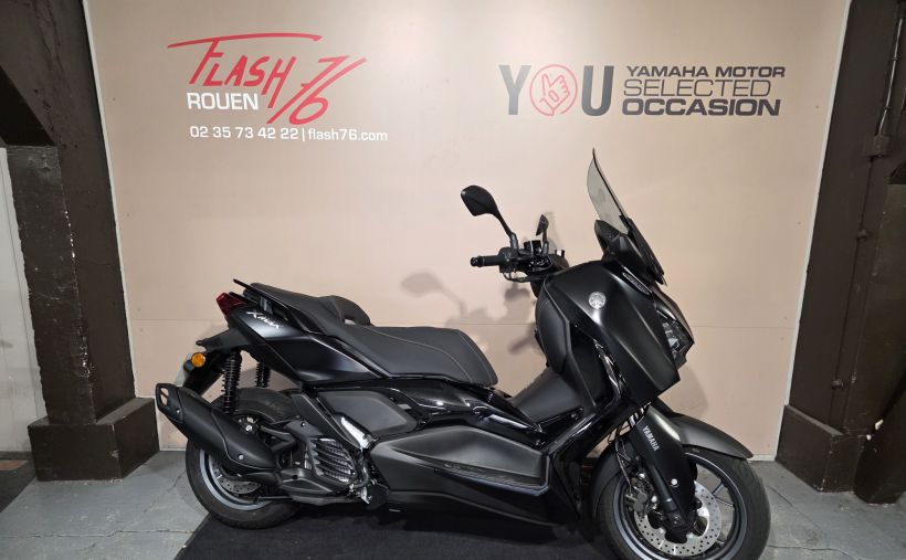YAMAHA XMAX 125 TECH MAX 0