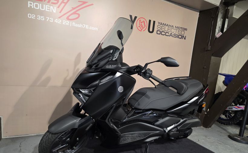 YAMAHA XMAX 125 TECH MAX 4